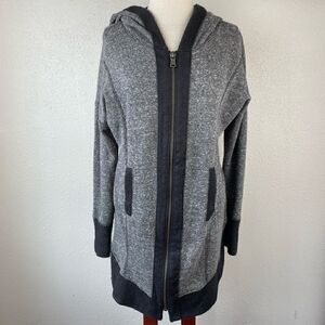 EUC VENUS Womens Black and Gray Athletic Zip Up Long Sweatshirt Size M